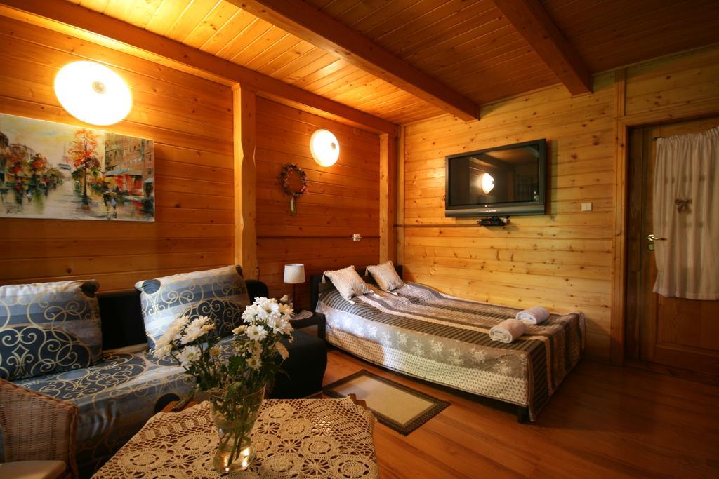 Pod Jemiola Homestay *